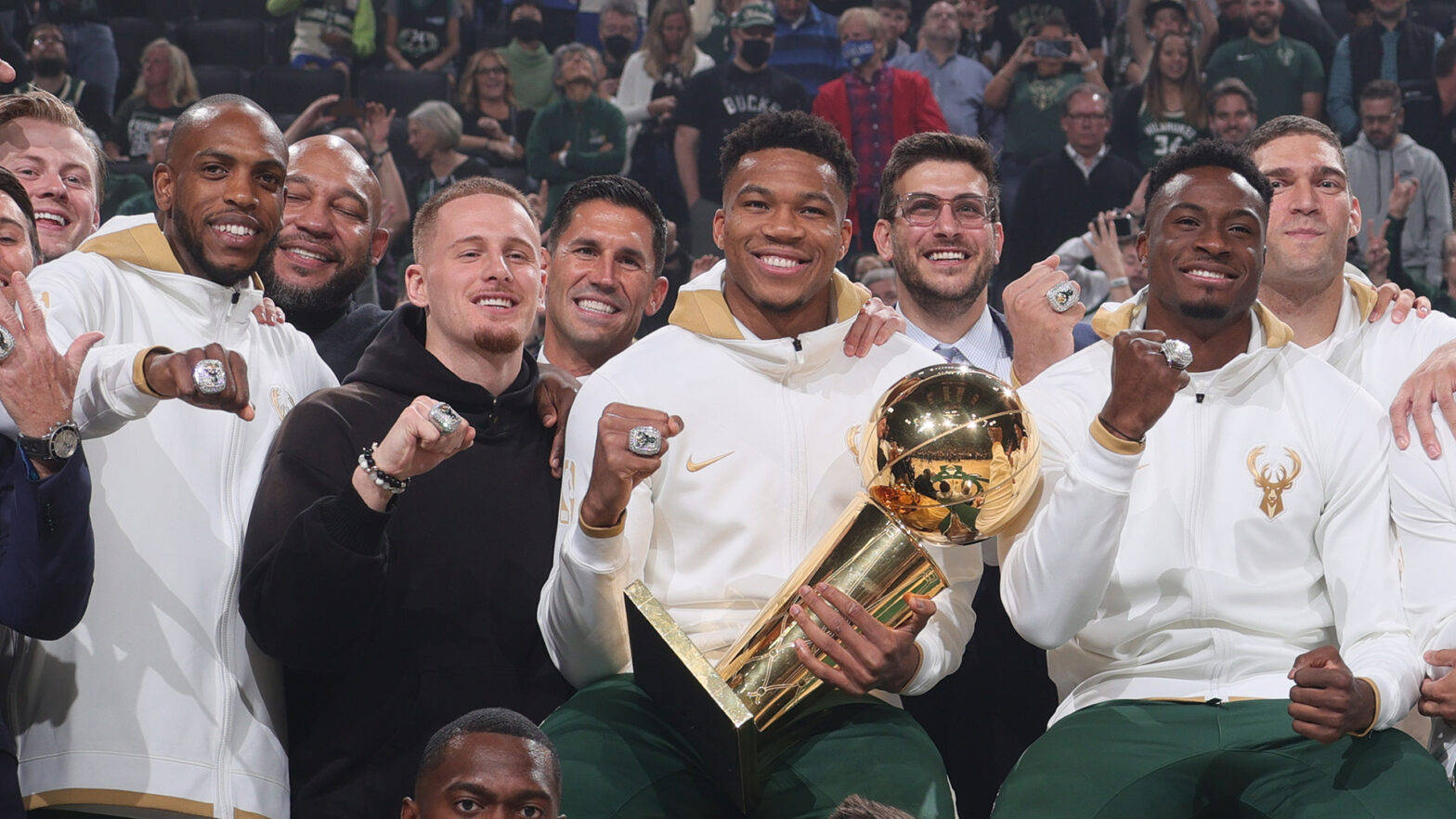 体育竞猜-密尔沃基雄鹿发布备战花絮，今晚临场应变，法国杯任务艰巨，控场能力受关注(真实之泪圣地巡礼)